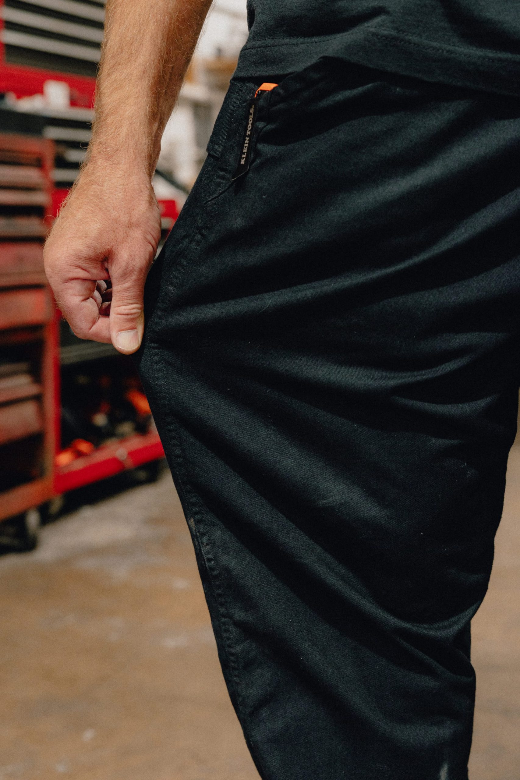 686 Men's Unwork® Tradesman Pant - Relaxed Fit - Image 13