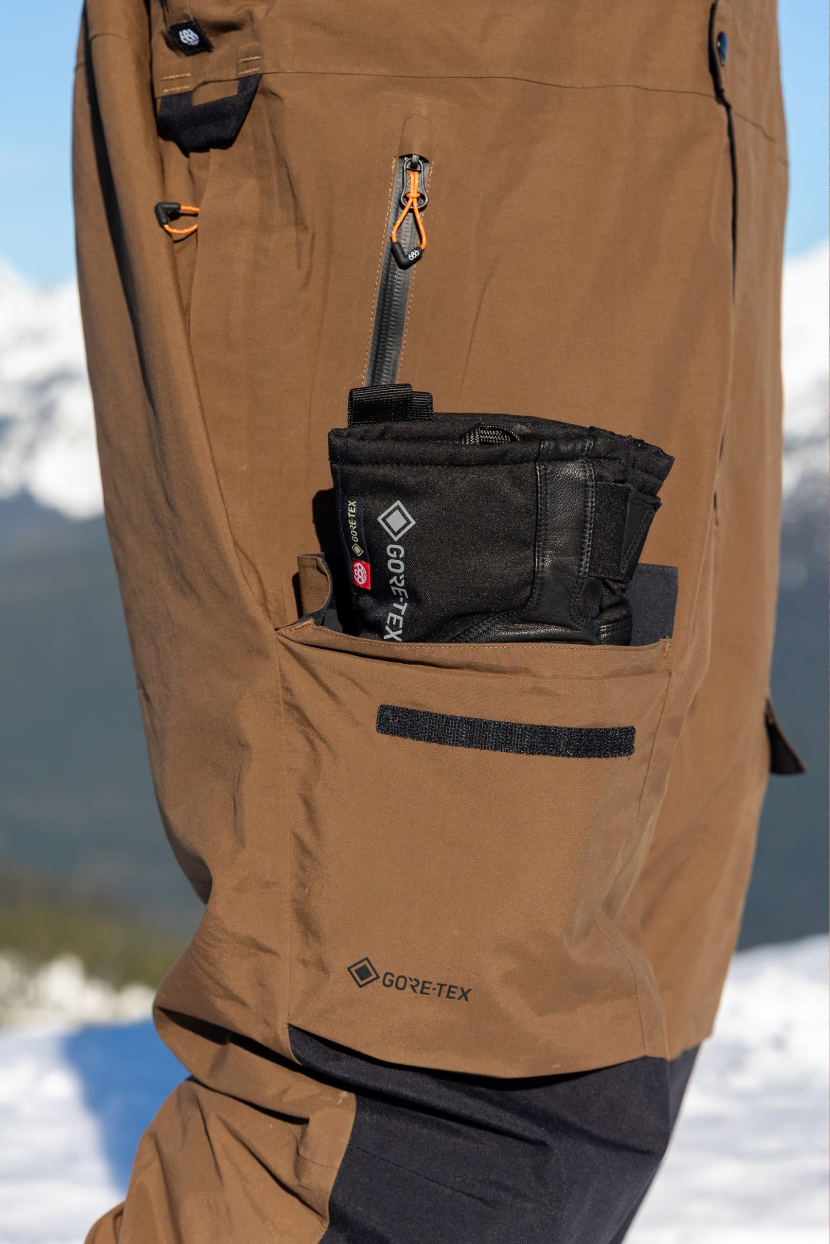 686 Men's GORE-TEX® Dispatch™ Shell Bib - Image 13