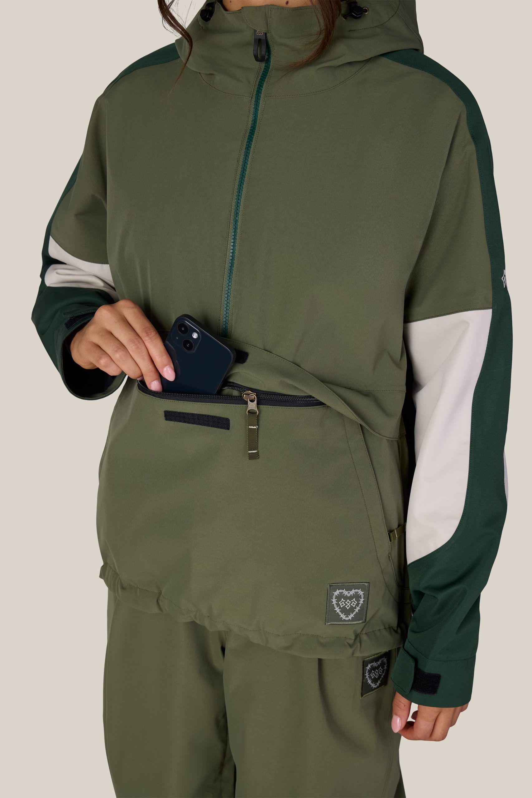 686 Women's Outline™ Shell Anorak - Image 5