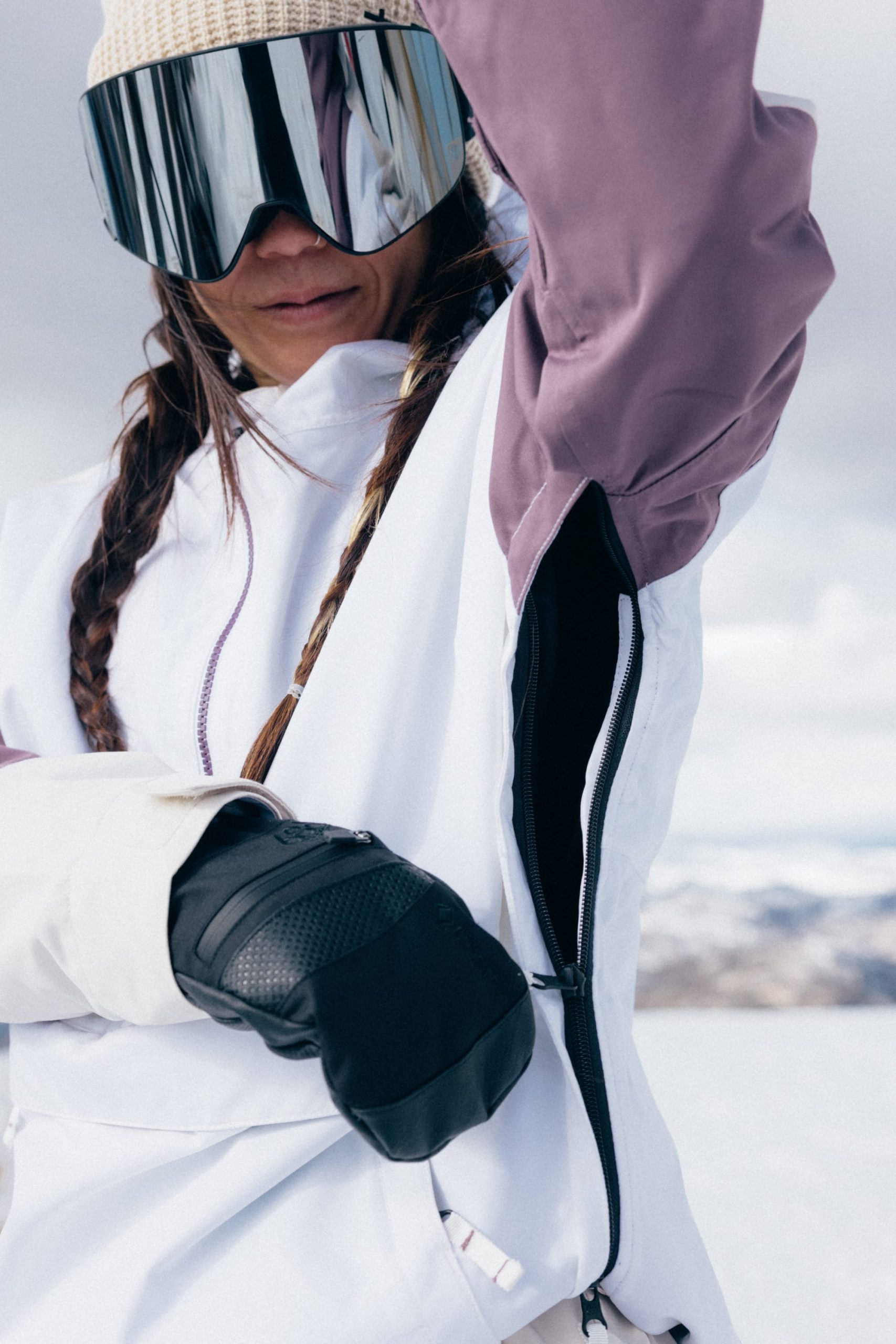 686 Women's Outline™ Shell Anorak - Image 19