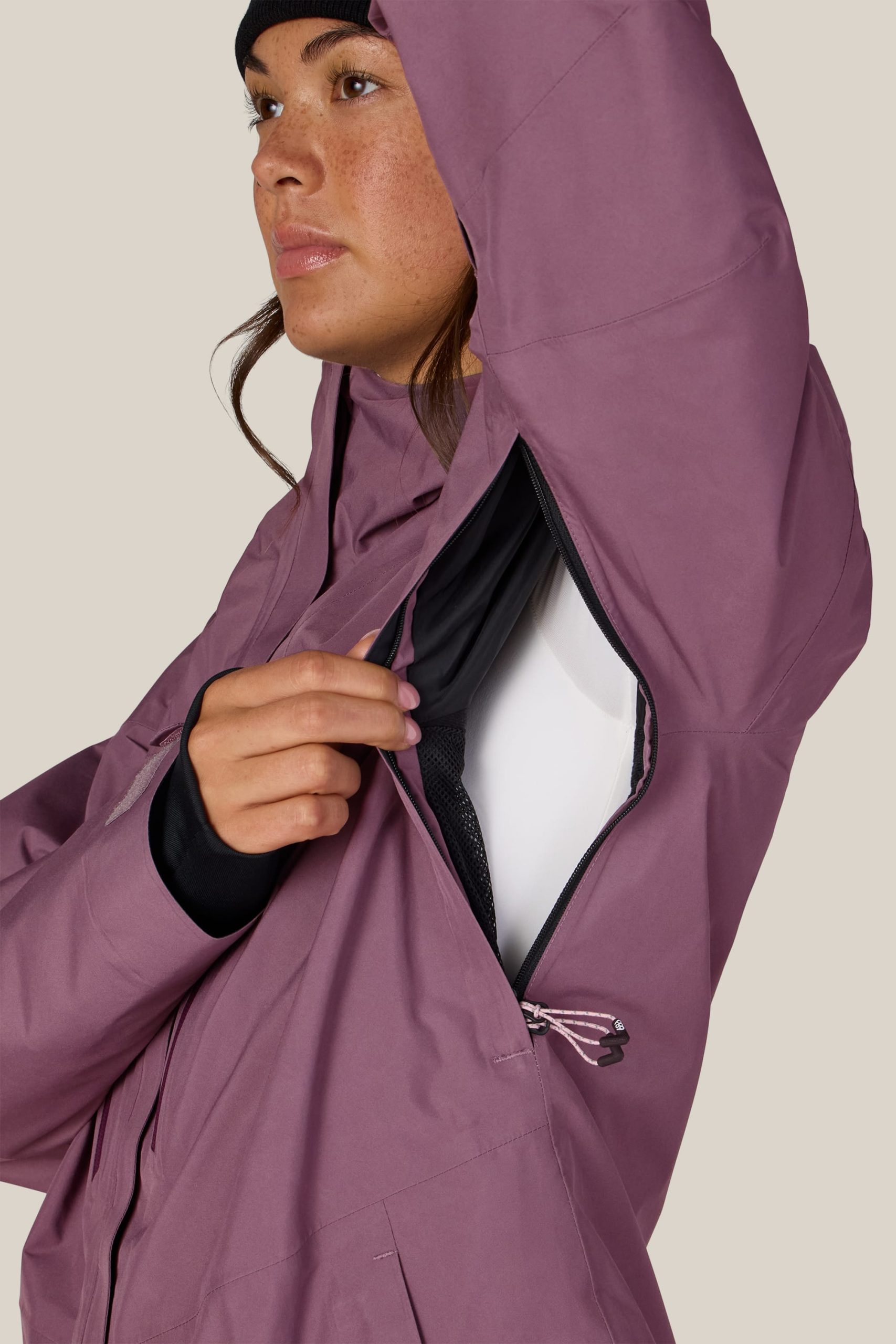 686 Women's GORE-TEX® Skyline Thermagraph® Jacket - Image 5