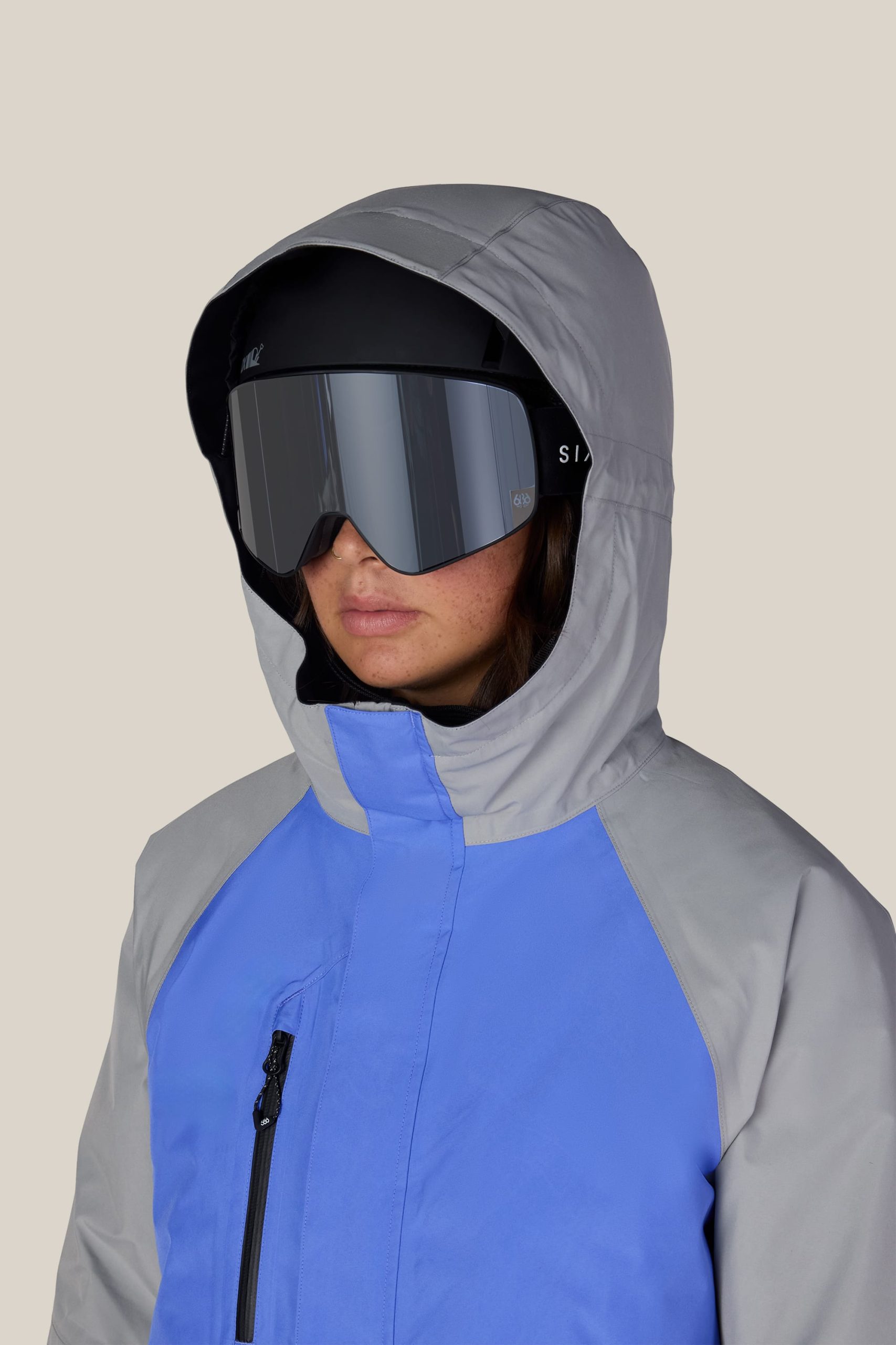 686 Women's GORE-TEX® Willow™ Insulated Jacket - Image 4