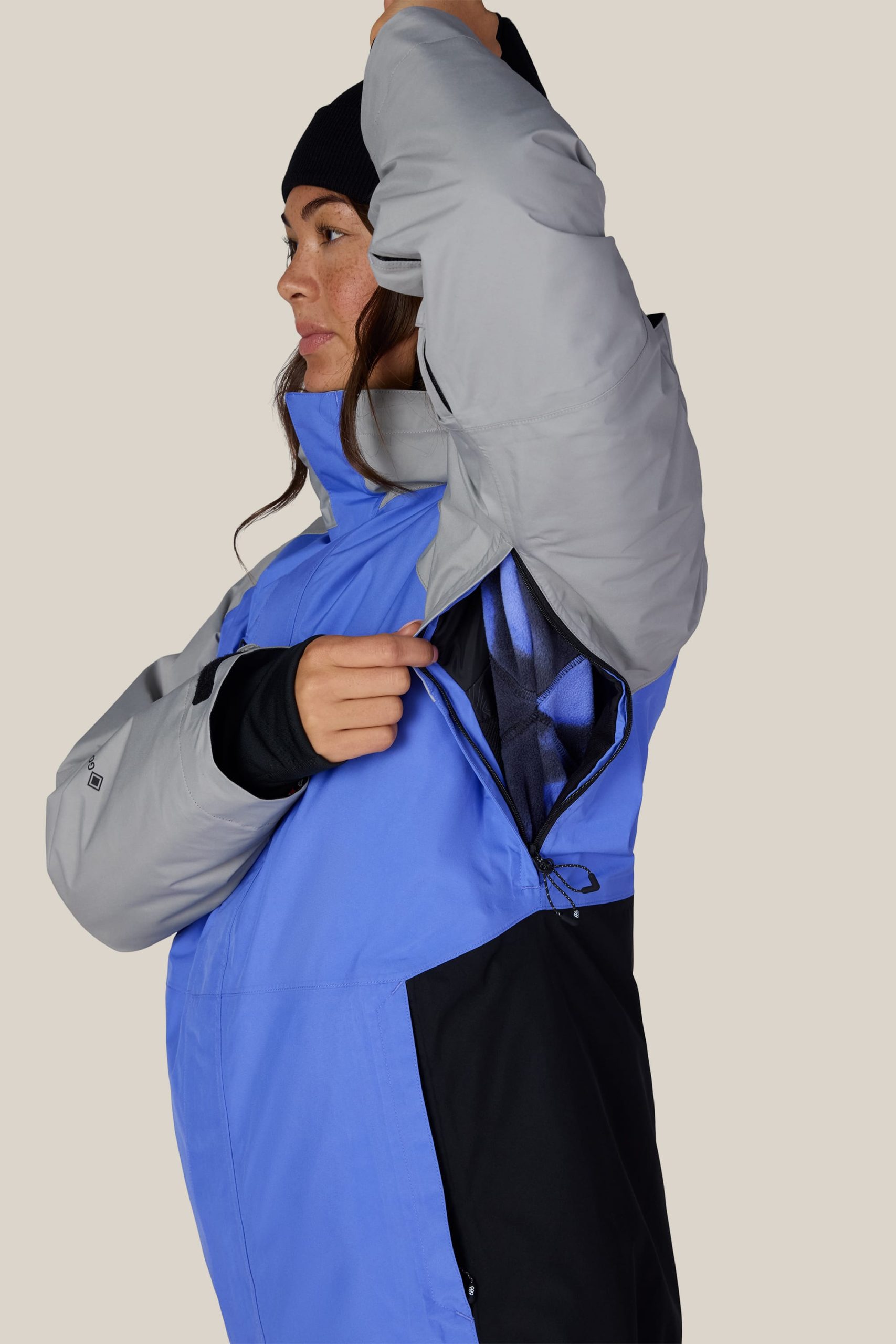 686 Women's GORE-TEX® Willow™ Insulated Jacket - Image 5