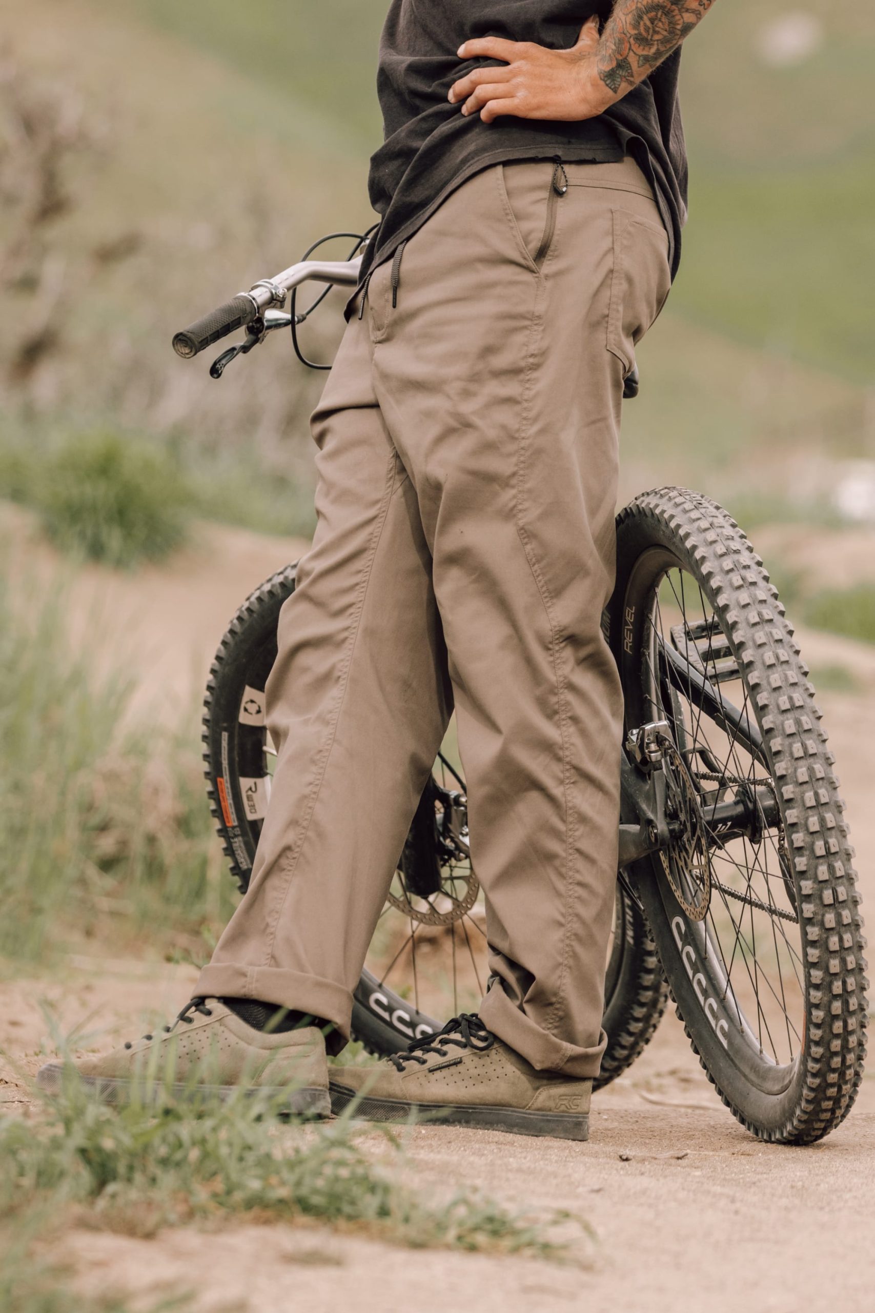 686 Men's Platform Bike Pant - Relaxed Fit - Image 12